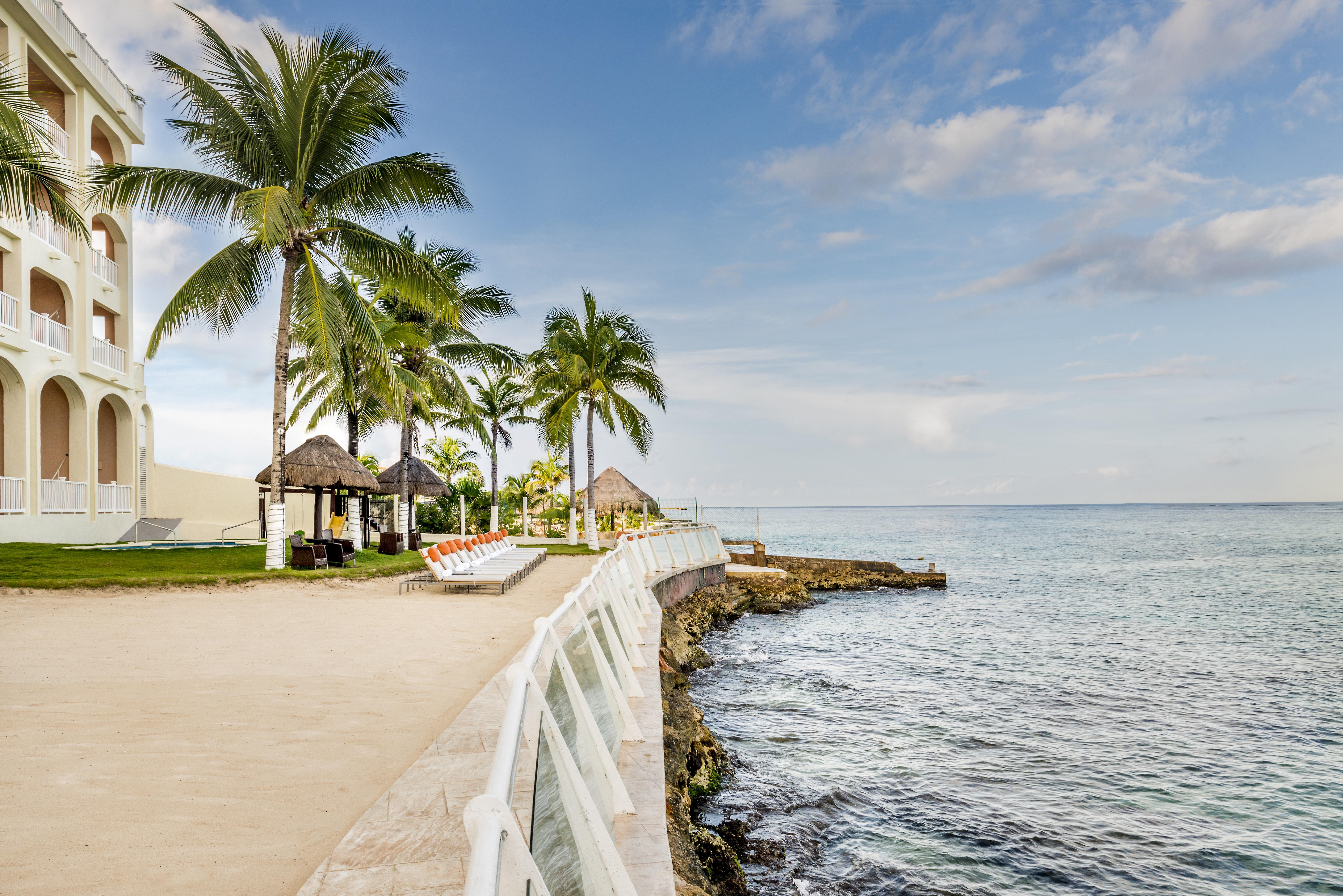 Cozumel Palace Exterior photo